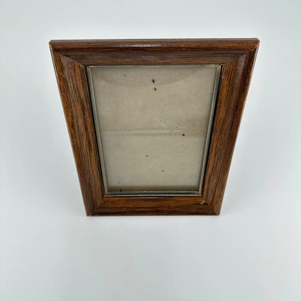Vintage Style Dark Wood Beveled Tabletop Picture Frame with Metallic Trim 5x7